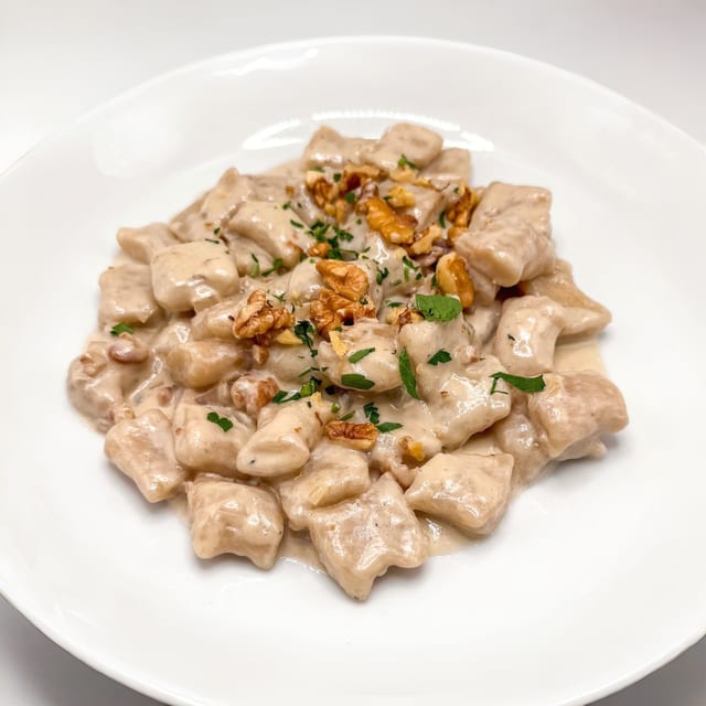 Gnocchi Gorgonzola & Noci.